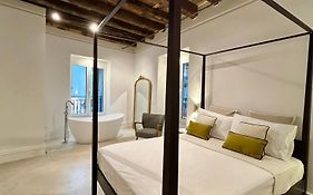Addimura Rooms